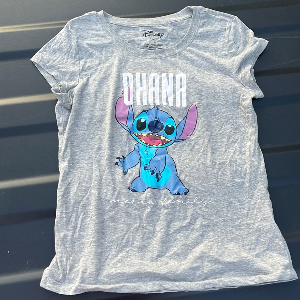 Disney Stitch “Ohana means family” t-shirt.